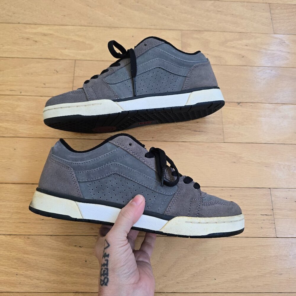 vintage Y2K | VANS Sanford Low ash grey puffy tongue skater sneakers | MENS 8